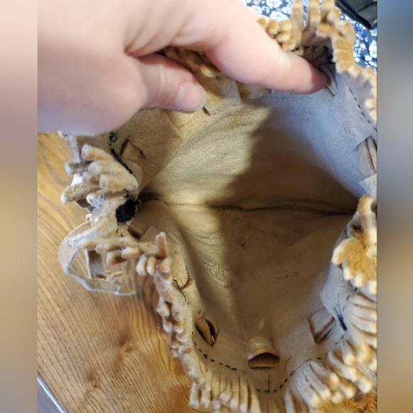 Authentic Suede Butterfly bag - Picture 3 of 3